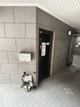 ハイドジム雑餉隈　入口　入室